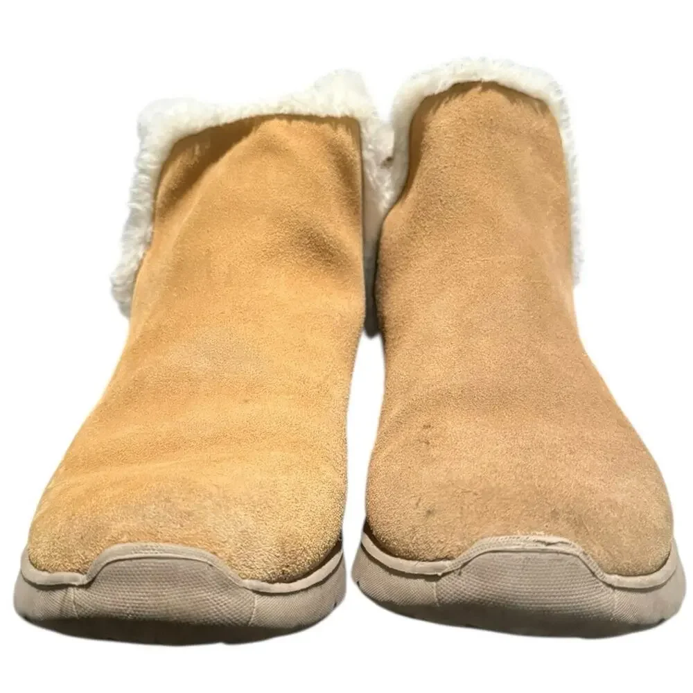 Skechers Women's On the GO Stellar Winter Boots Cozy Step Chestnut Size 9